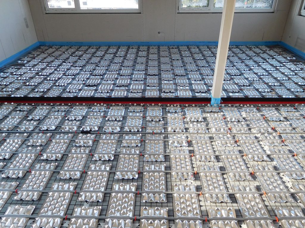 1769_img1_b.jpg (256 KB)