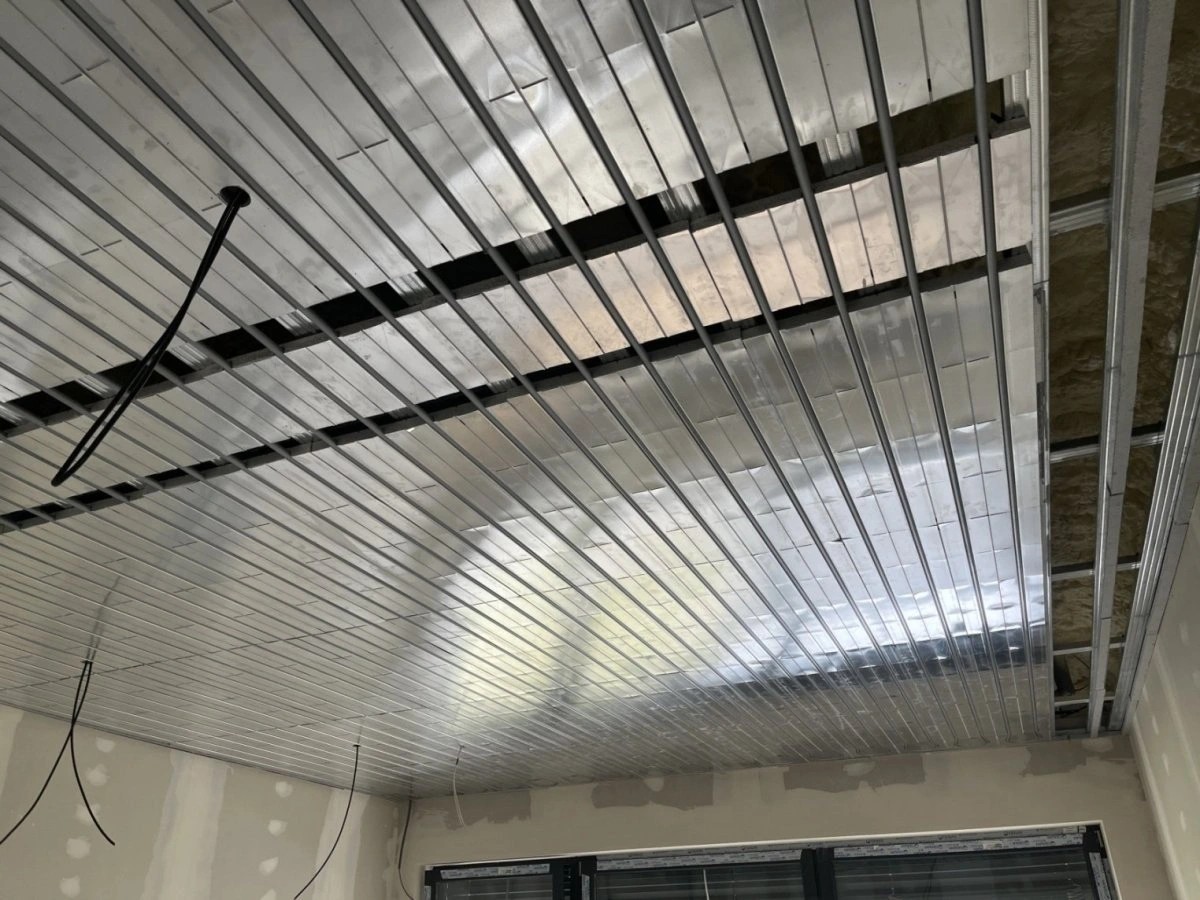 1760352950_28_2942_img1_b.jpg (256 KB)