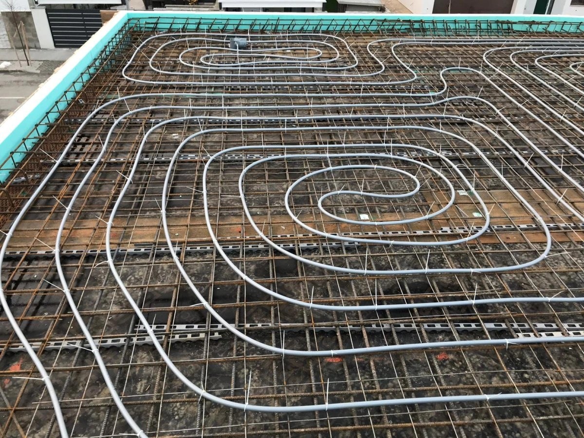 1760352987_67_2856_img1_b.jpg (436 KB)